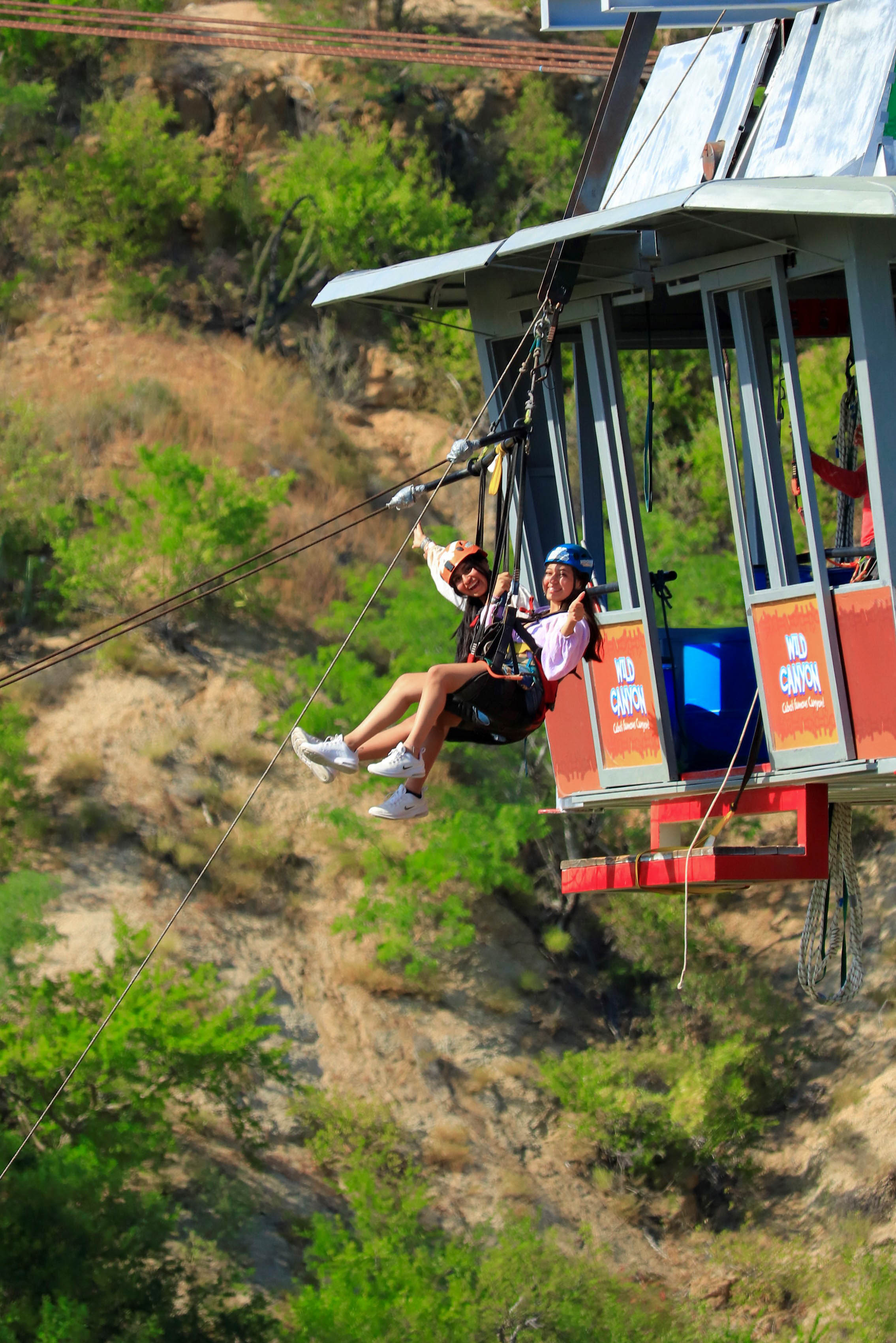 Things To Do Giant Sling Swing